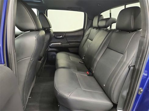 Used 2023 Toyota Tacoma Limited image 28