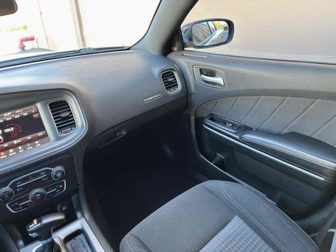Used 2023 Dodge Charger SXT RWD image 18