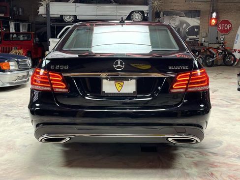 Used 2014 Mercedes-Benz E 250 BlueTEC 4MATIC Sedan image 8