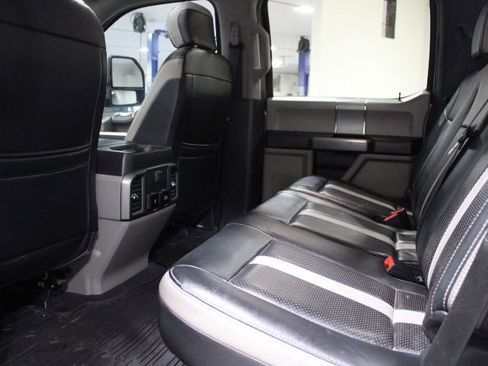 Used 2021 Ford F250 XLT w/ XLT Premium Package image 25