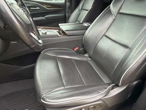 Used 2023 Cadillac Escalade ESV Premium Luxury AWD/4WD image 21