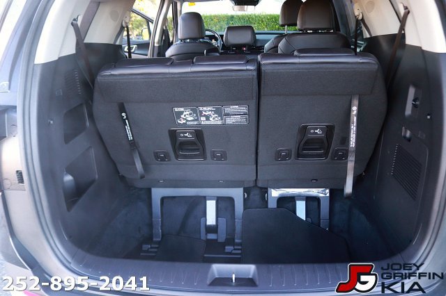 Certified 2026 Kia Carnival FWD image 15
