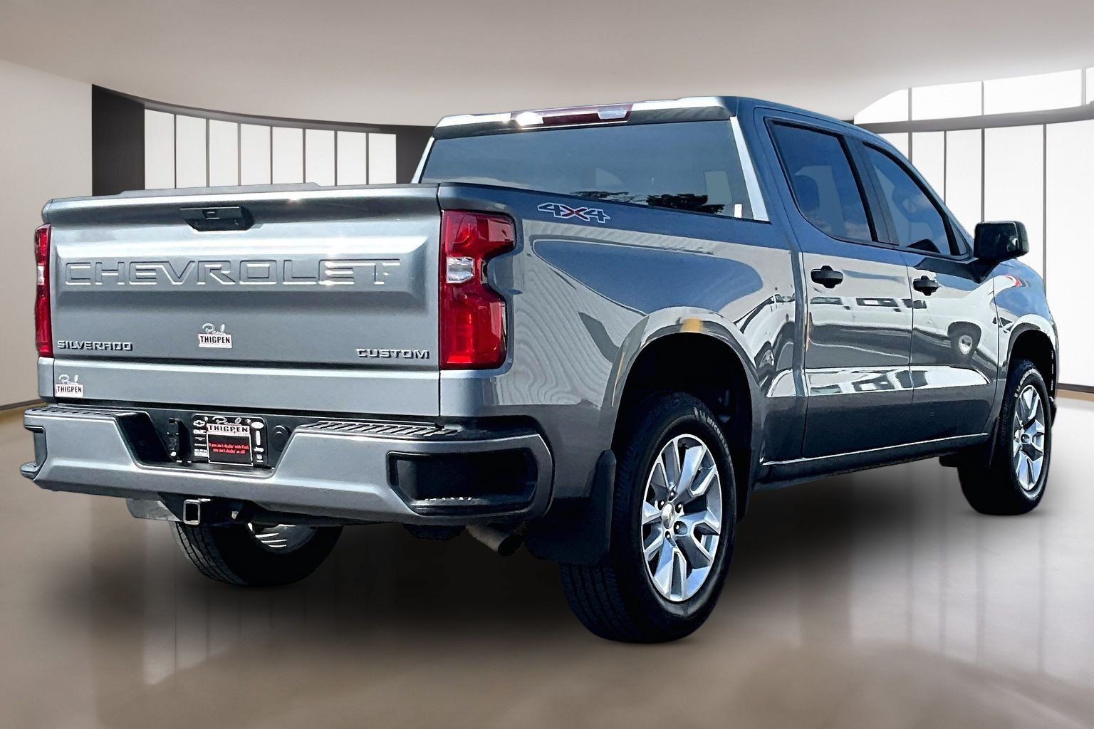 Used 2021 Chevrolet Silverado 1500 Custom AWD/4WD image 7