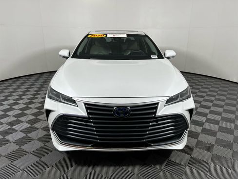Certified 2020 Toyota Avalon Limited w/ Advanced Safety Package image 2