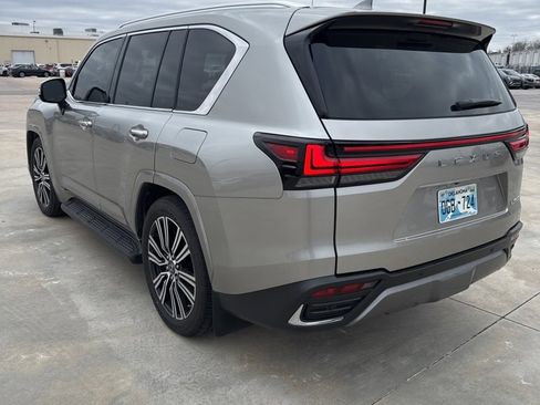 Used 2023 Lexus LX 600 4WD w/ Accessory Package (Z1) image 3