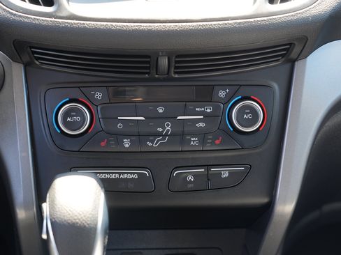 Used 2019 Ford Escape SE AWD/4WD image 25