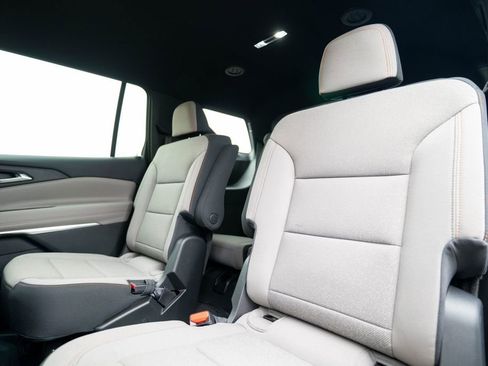 New 2026 Chevrolet Traverse LT w/ Driver Confidence Package image 31