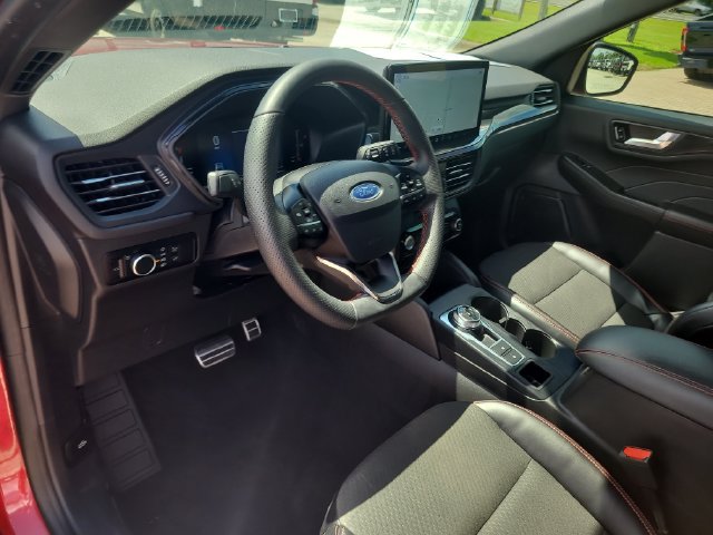 Used 2023 Ford Escape ST-Line w/ Tech Pack #1 FWD image 19
