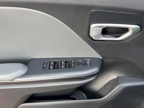 New 2026 Kia K4 LXS image 12