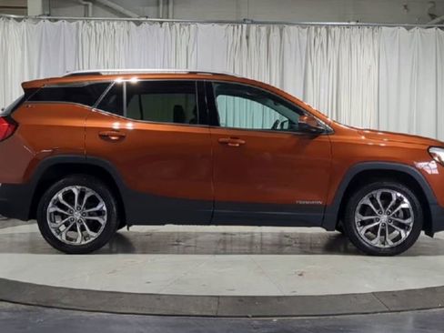 Used 2019 GMC Terrain SLT w/ Preferred Package image 11
