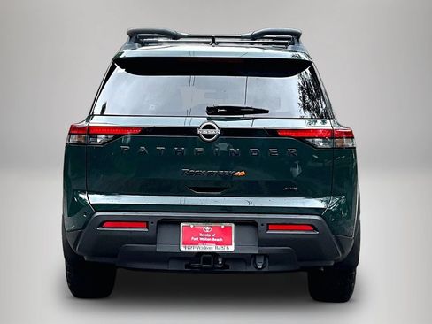 Used 2025 Nissan Pathfinder Rock Creek AWD/4WD image 6