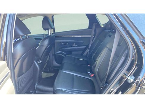 Certified 2024 Hyundai Tucson Limited AWD/4WD image 18