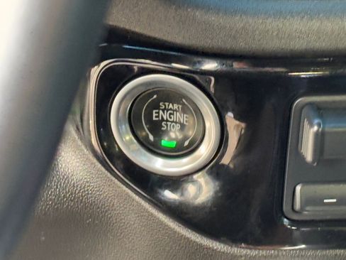 Used 2023 Chevrolet Silverado 1500 High Country image 25