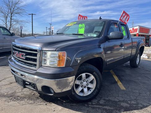 Used 2011 GMC Sierra 1500 SLE w/ Power Tech Package image 2