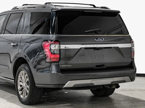 Used 2019 Ford Expedition Limited w/ Cargo Package image 13