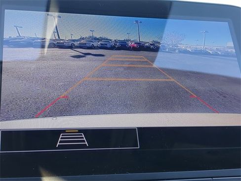 Used 2024 Chevrolet Malibu LT image 25