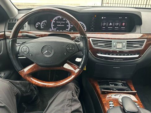 Used 2013 Mercedes-Benz S 550 4MATIC image 17