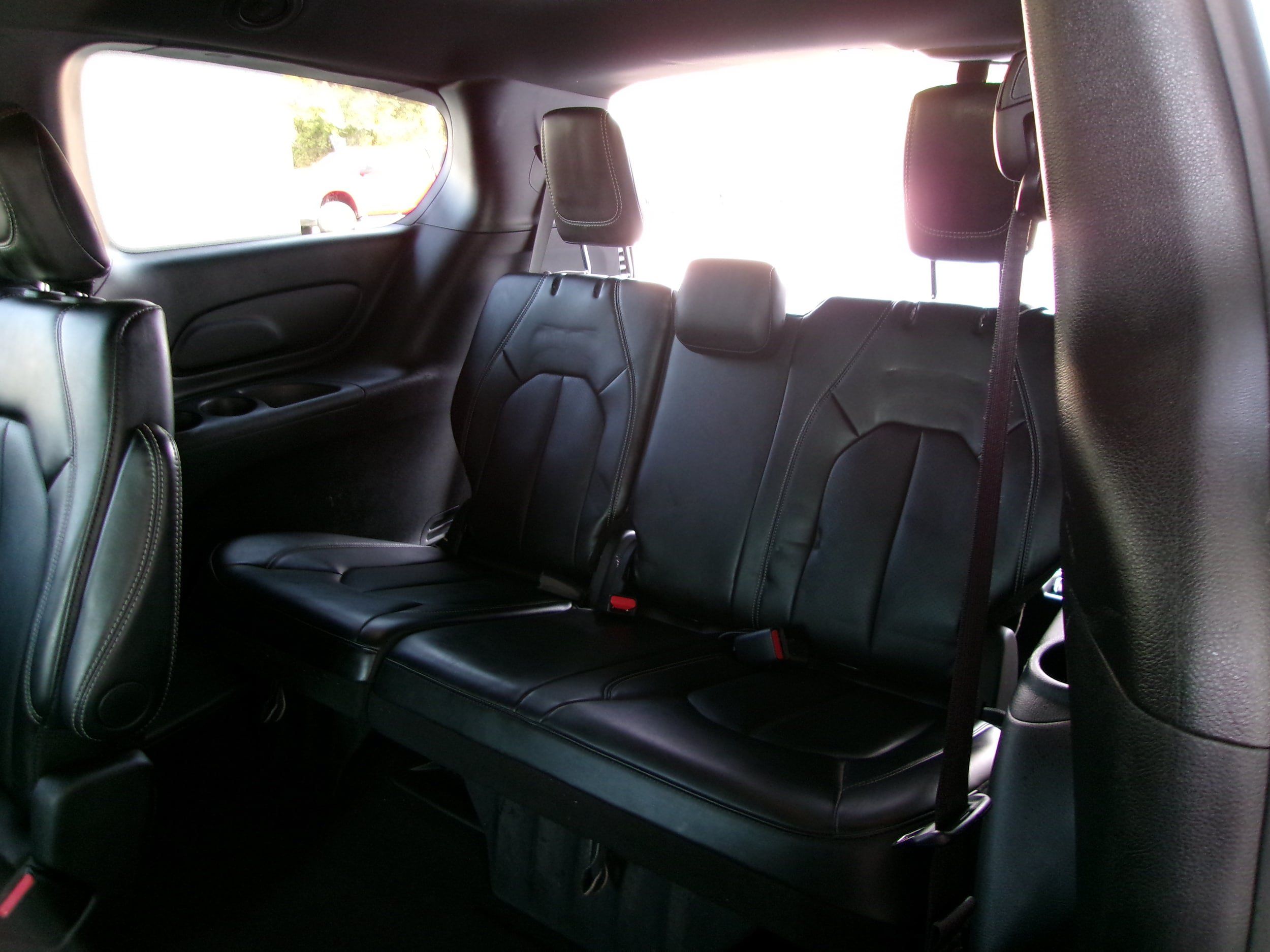 Used 2025 Chrysler Pacifica Select FWD image 19