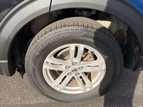 Used 2022 Ford Explorer XLT w/ Equipment Group 202A image 31