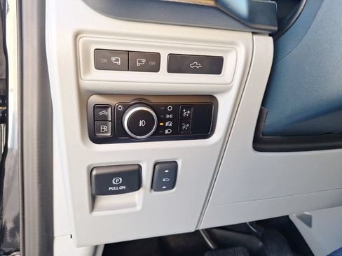 Certified 2023 Ford F150 Limited AWD/4WD image 12