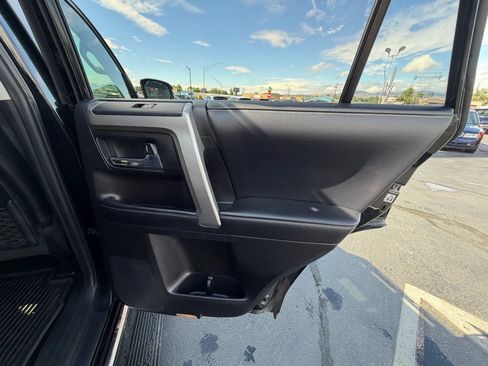 Used 2017 Toyota 4Runner Limited AWD/4WD image 16