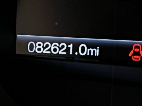 Used 2020 Ford Edge Titanium w/ Equipment Group 301A image 11