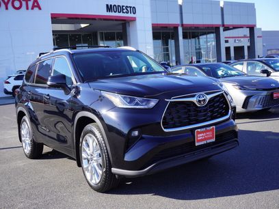 New 2026 Toyota Highlander Limited