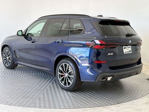 New 2026 BMW X5 xDrive50e w/ M Sport Package AWD/4WD image 3