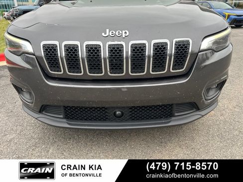 Used 2021 Jeep Cherokee Latitude Lux FWD image 12