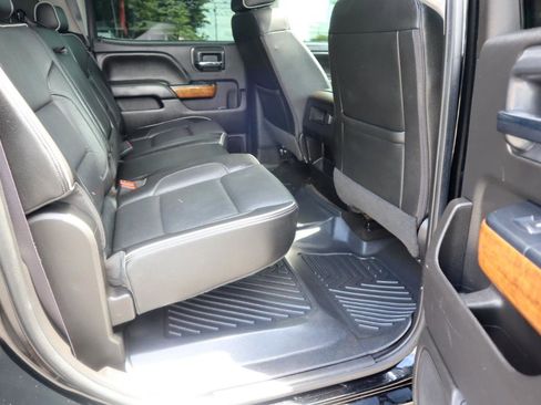 Used 2017 Chevrolet Silverado 2500 High Country AWD/4WD image 18