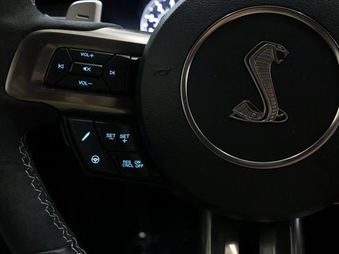 Used 2022 Ford Mustang Shelby GT500 w/ Technology Package RWD image 42
