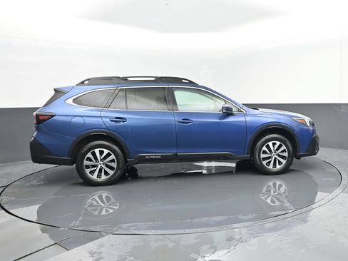Used 2020 Subaru Outback Premium AWD/4WD image 4