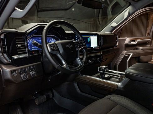 Used 2024 Chevrolet Silverado 1500 RST w/ Redline Edition image 17