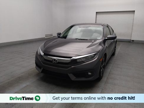 Used 2018 Honda Civic Touring image 1