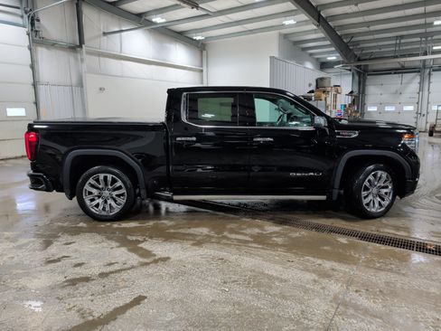 Used 2023 GMC Sierra 1500 Denali w/ Denali Reserve Package AWD/4WD image 2
