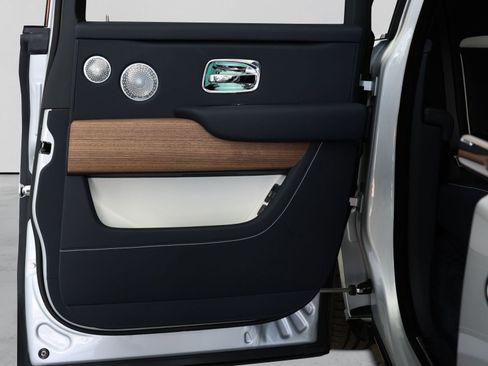 New 2026 Rolls-Royce Cullinan AWD/4WD image 29