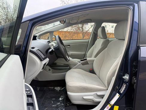 Used 2015 Toyota Prius Three image 13