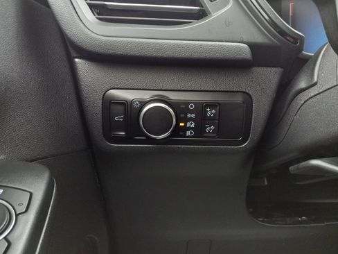 Used 2023 Ford Escape ST-Line w/ Cold Weather Package FWD image 26