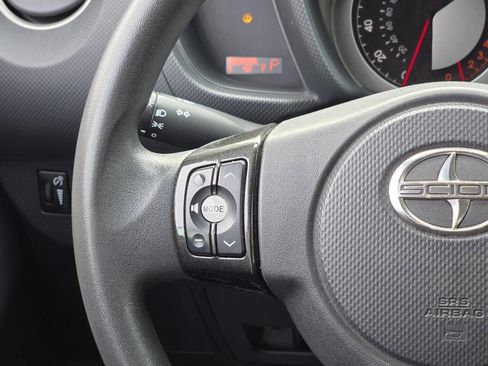 Used 2009 Scion xD FWD image 13
