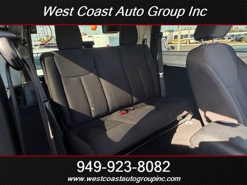 Used 2015 Jeep Wrangler Sport image 11