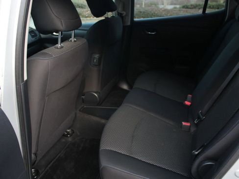 Used 2014 Nissan Leaf S w/ Charge Package image 19