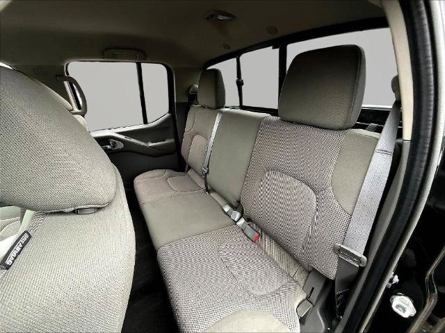 Certified 2020 Nissan Frontier SV w/ Midnight Edition Floor Mats AWD/4WD image 23