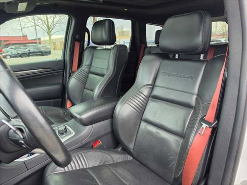 Used 2019 Jeep Grand Cherokee Trackhawk AWD/4WD image 22