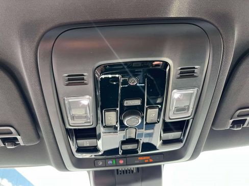 New 2026 GMC Yukon Elevation w/ Elevation Premium Package AWD/4WD image 32