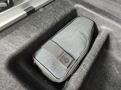 Used 2023 Rivian R1S Adventure image 34