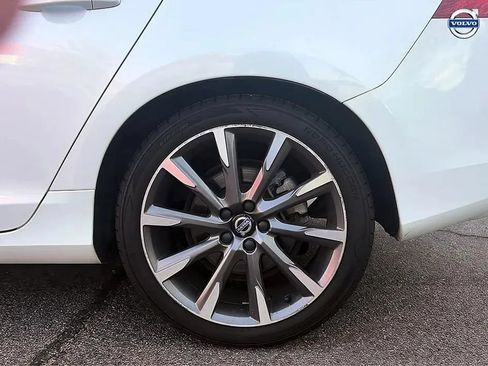 Used 2015 Volvo V60 T5 Premier FWD image 17