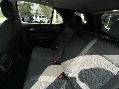 Used 2024 Chevrolet Equinox LT image 24
