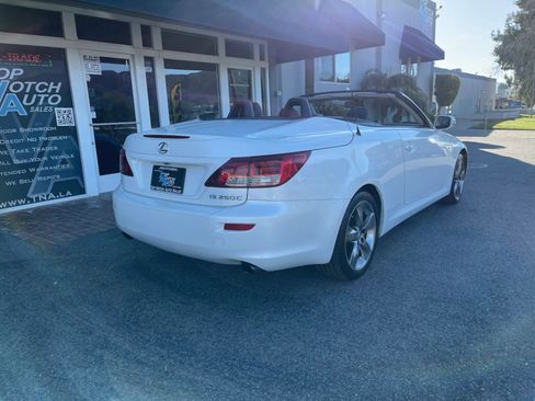 Used 2011 Lexus IS 250C image 5