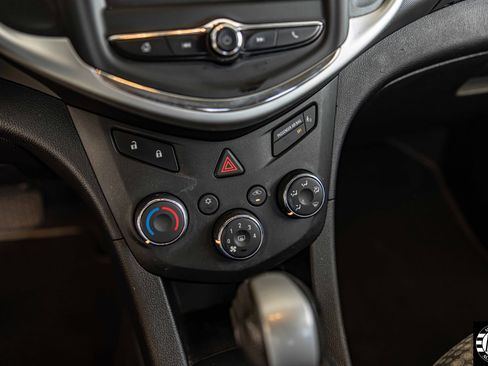 Used 2017 Chevrolet Sonic LS image 24