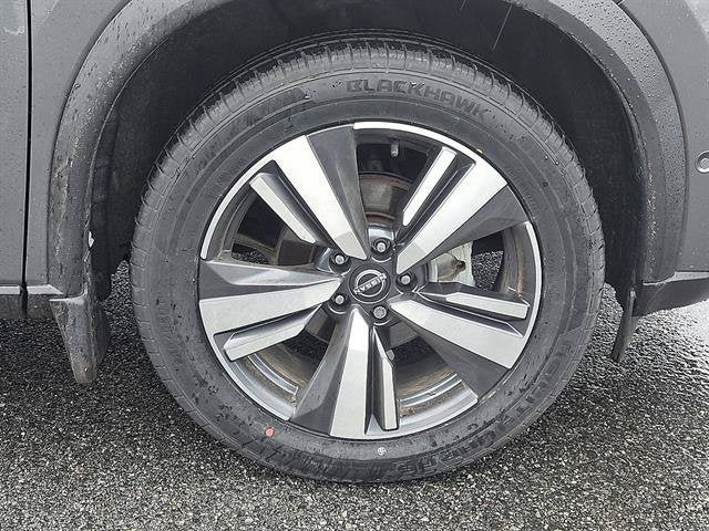 Certified 2023 Nissan Rogue SL w/ SL Premium Package AWD/4WD image 9
